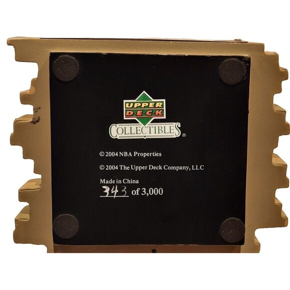 2004 NBA DETROIT PISTON UPPER DECK DARKO MILICIC FIGURE Collectible #343 of 3000 - Picture 3 of 3